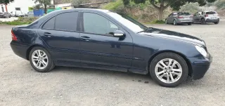 Mercedes-Benz Clase C 2004
