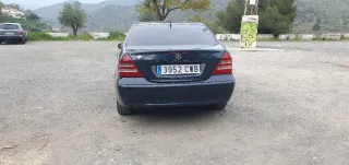 Mercedes-Benz Clase C 2004