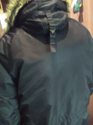 Parka coreana abrigada negra