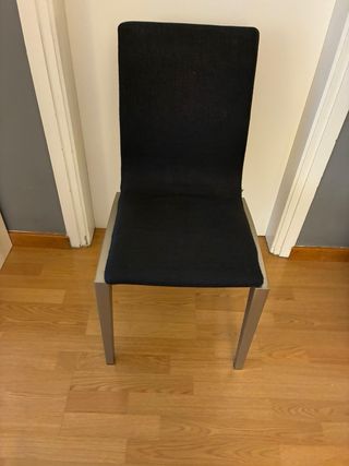 Mesa de comedor cristal y metal + 6 sillas a juego