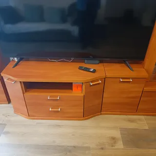 Mueble de salón madera cerezo