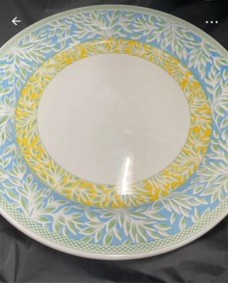 2 Fuentes de porcelana decoradas