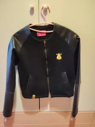 Chaqueta paño y piel negra