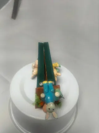 Escalera Vintage con Conejitos y Zanahorias