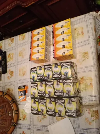 Bombilla Philips 60W 3 pacchetti di lampadine grandi