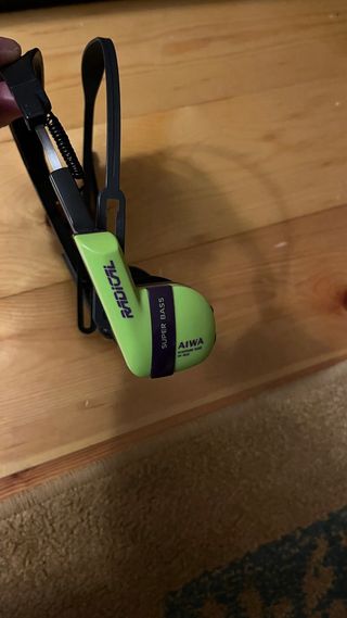 Radio Auriculares Aiwa FM AM Estéreo Deportiva