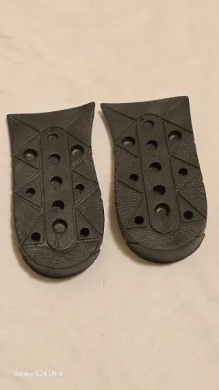 Suole per scarpe nere