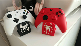 Soporte Mando Spiderman PS5/PS4