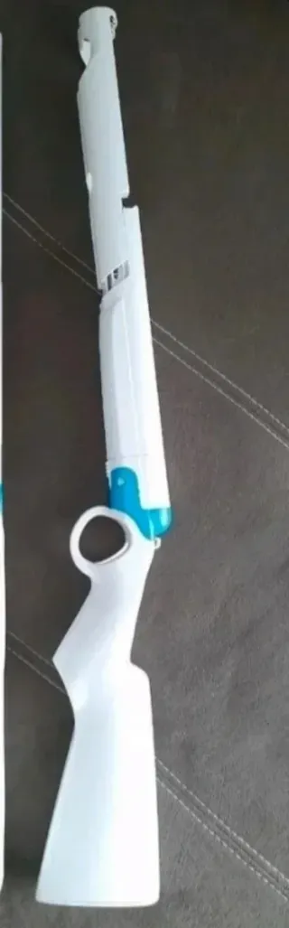 PRECINTADO. Juego Wii Cocoto Magic Circus+Escopeta