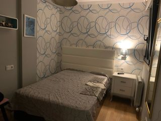 Se alquila habitación en piso compartido