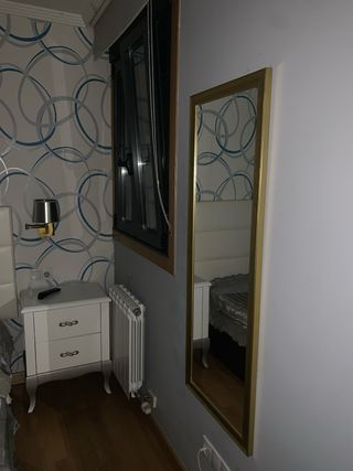 Se alquila habitación en piso compartido