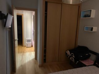 Se alquila habitación en piso compartido