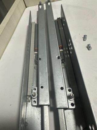 2 guías de cajón con amortiguador