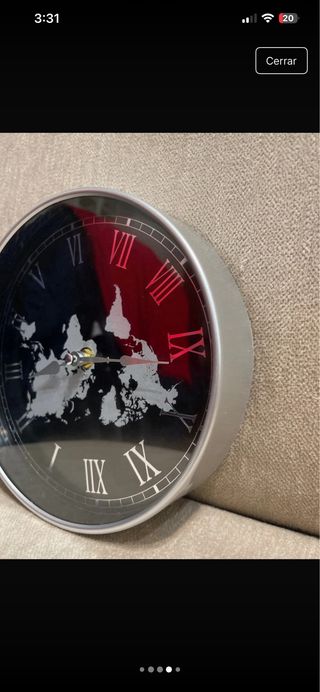 Reloj de Pared con Mapa Mundial Gris