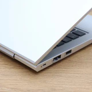 Portátil HP ProBook 445 G10 AMD. Reacondicionado.