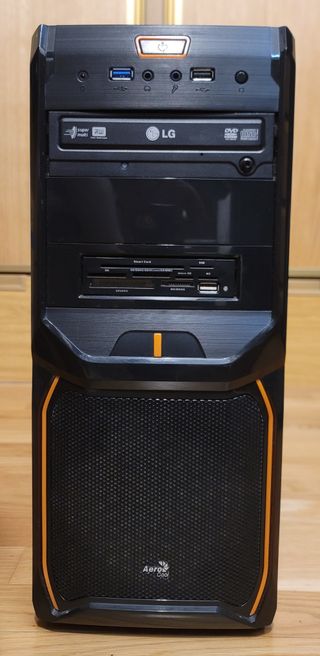 PC Asus Athlon II X4 620e 8GB RAM SSD
