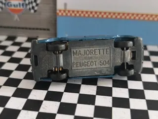 Peugeot 504 Majorette reformado