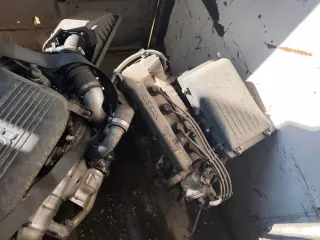 Motor Nissan Micra CG10