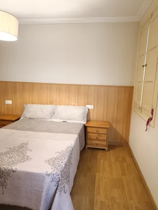 Alquilo habitación zona escorxador,590 gastos incl