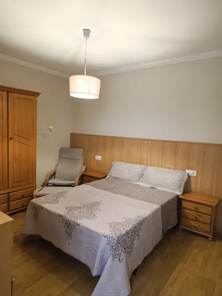 Alquilo habitación zona escorxador,590 gastos incl