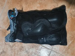 Protezioni Oxelo per Pattinaggio, Pattini a Rotelle