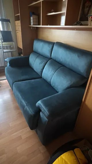 Sofá 2 plazas azul de terciopelo