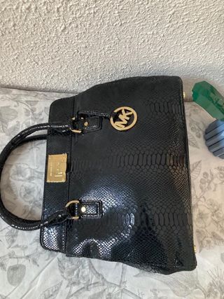 Bolso Michael Kors Negro y Dorado