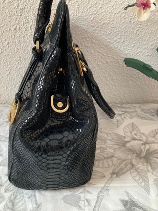 Bolso Michael Kors Negro y Dorado