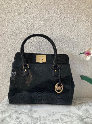Bolso Michael Kors Negro y Dorado