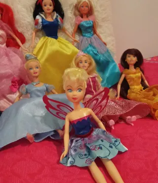 Lote 8 Muñecas Princesas Disney Simba, tipo barbie