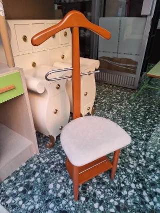 Galan de Noche con Asiento Madera