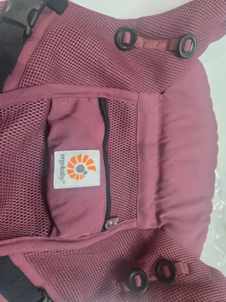 Mochila Ergobaby Adapt poco uso