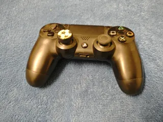 PS4 (PlayStation 4) 500GB Negra con RDR2 y Dirt