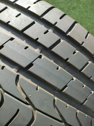 Llanta Mercedes Benz AMG