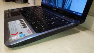 Portátil Toshiba Satellite i7 8Gb RAM Windows 11