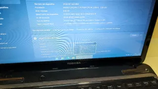 Portátil Toshiba Satellite i7 8Gb RAM Windows 11