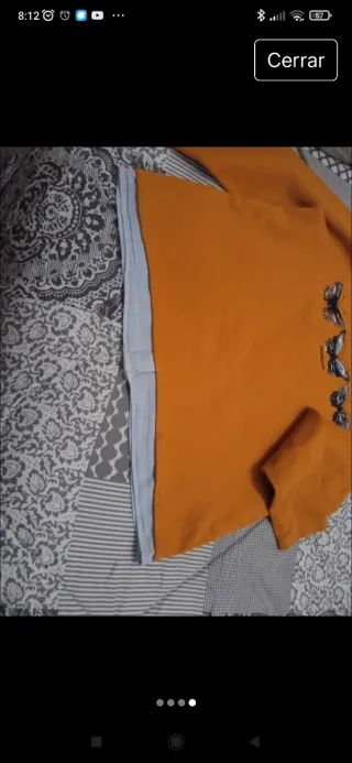 Sudadera Camel con mariposas