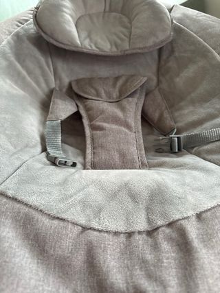 Mecedora eléctrica para bebé