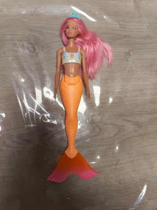 Barbie Sirena Rosa y Naranja