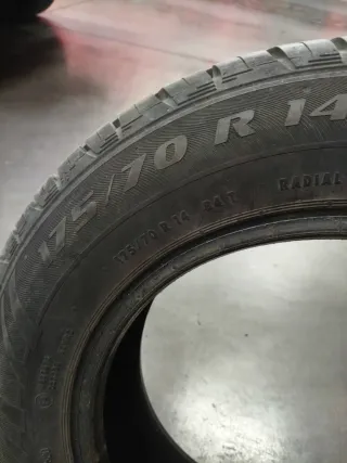Pareja Neumáticos 175/70r14 84T