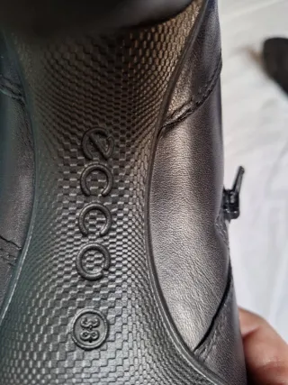 Botines Ecco Talla 38 Piel Negra Tacón