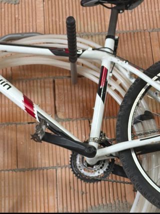 Bicicleta MTB Btwin Blanca
