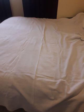 Colcha de algodón blanca
