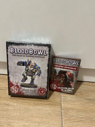 Blood Bowl Ogre y Tarjetas Especiales
