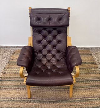 Butaca Danesa Piel Vintage Reposapiés