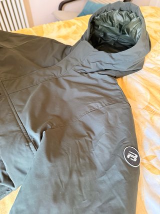 Plumífero Pull&Bear verde militar S