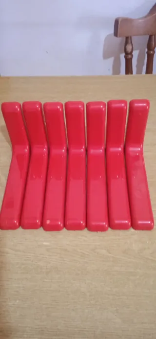 Set 7 Staffe Portaoggetti Rosso