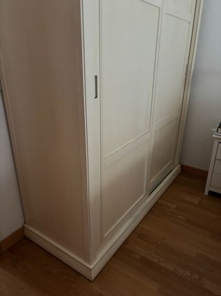 Armario ropero blanco de madera