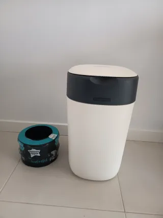 Papelera para pañales Tommee Tippee