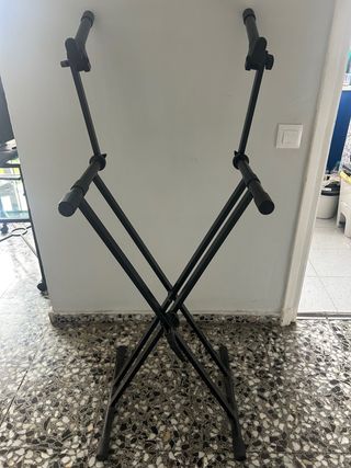 Supporto doppio per tastiera